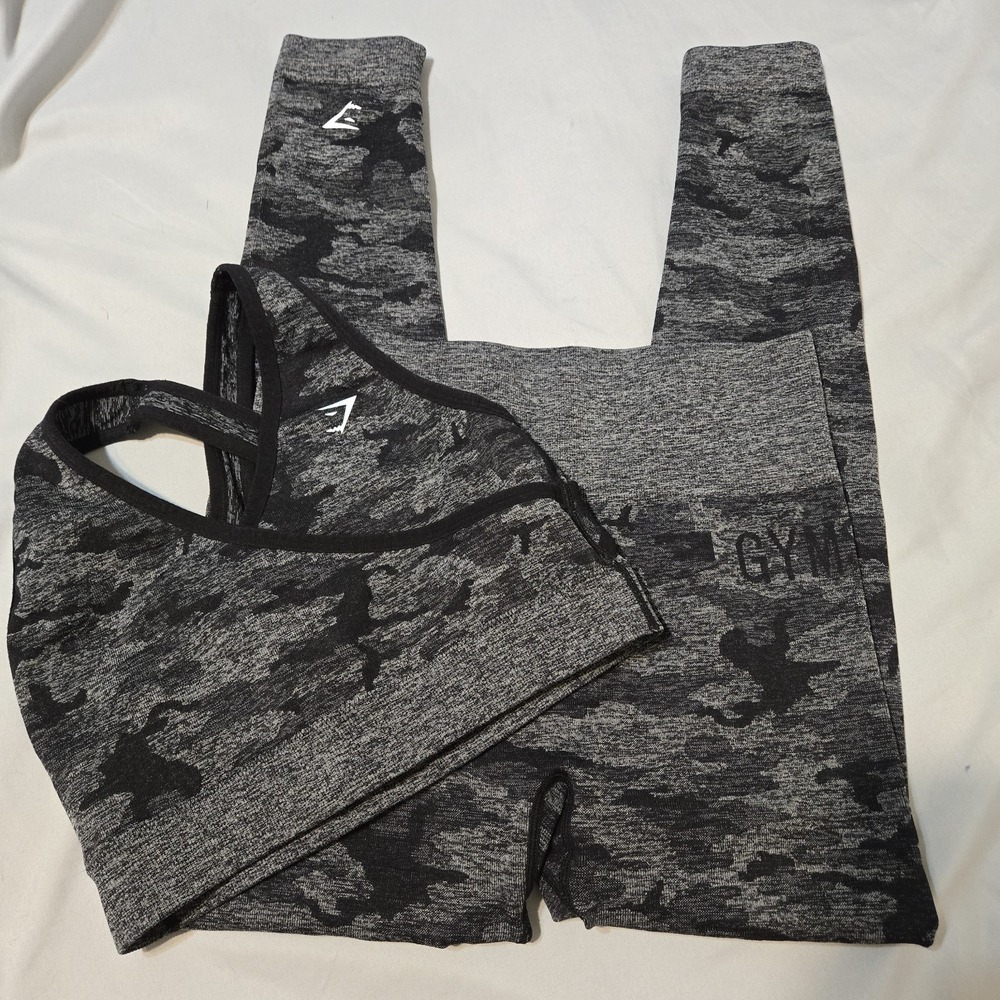 Gymshark Adapt Camo Black/Gray Seamless Sports Bra And Leggings Set Size Medium